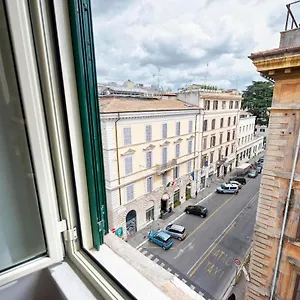 https://whiteten-rome-apartment.it-romehotels.com